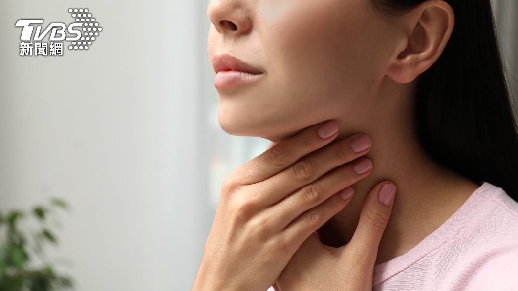 甲狀腺癌的好發族群為45~55歲的女性。(示意圖,非當事人/shutterstock達志影像)