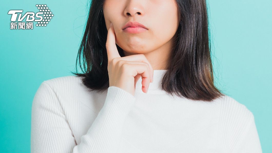 網友好奇「夾擊」之下對中間住戶有何影響。（示意圖，與當事無關／shutterstock達志影像）