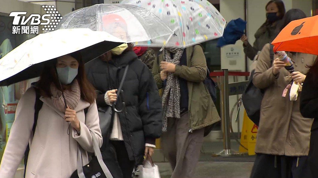 雨神襲4縣市！短暫回暖又「連濕7天」　1圖懂週末天氣變化