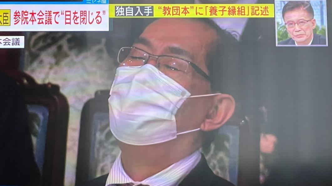 日40多名議員「國會上睡翻」還找藉口　網怒：稅金小偷