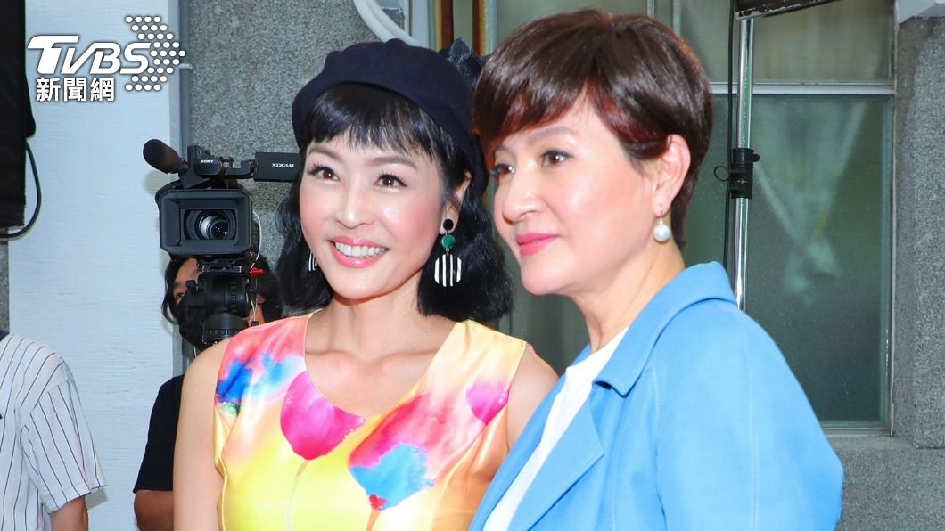 方芳芳(圖右)根本凍齡,保養超級好。(圖/TVBS資料畫面)