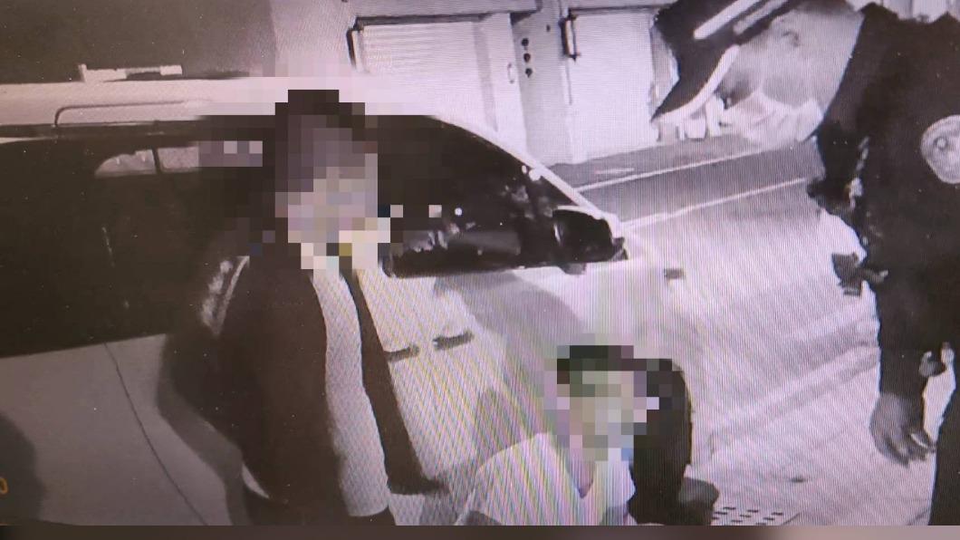 為了看世足!趕買宵夜飆太快 遭警攔檢比賽沒得看