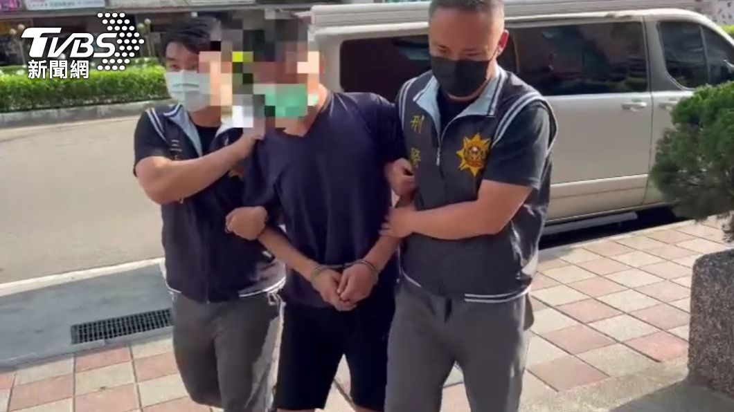 警方依法將人移送。(圖/TVBS)