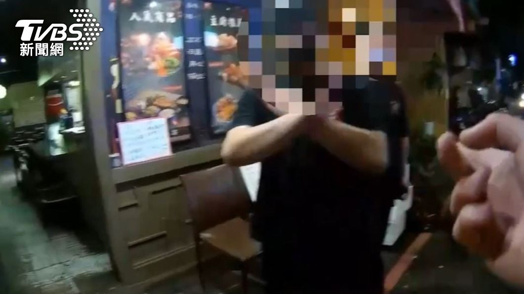 員警到場時潘姓少年等人已逃離現場。（圖／TVBS）