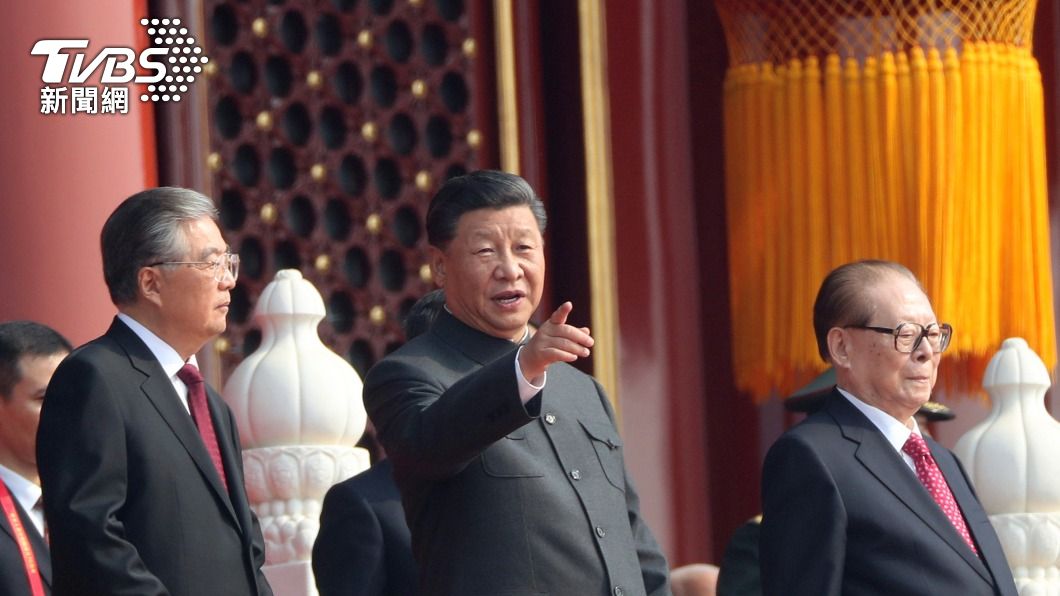 江澤民已經3年沒有公開亮相,最後一次公開出現是在 2019 年10月1日,觀看中共建國70周年慶典。(圖/達志影像美聯社)