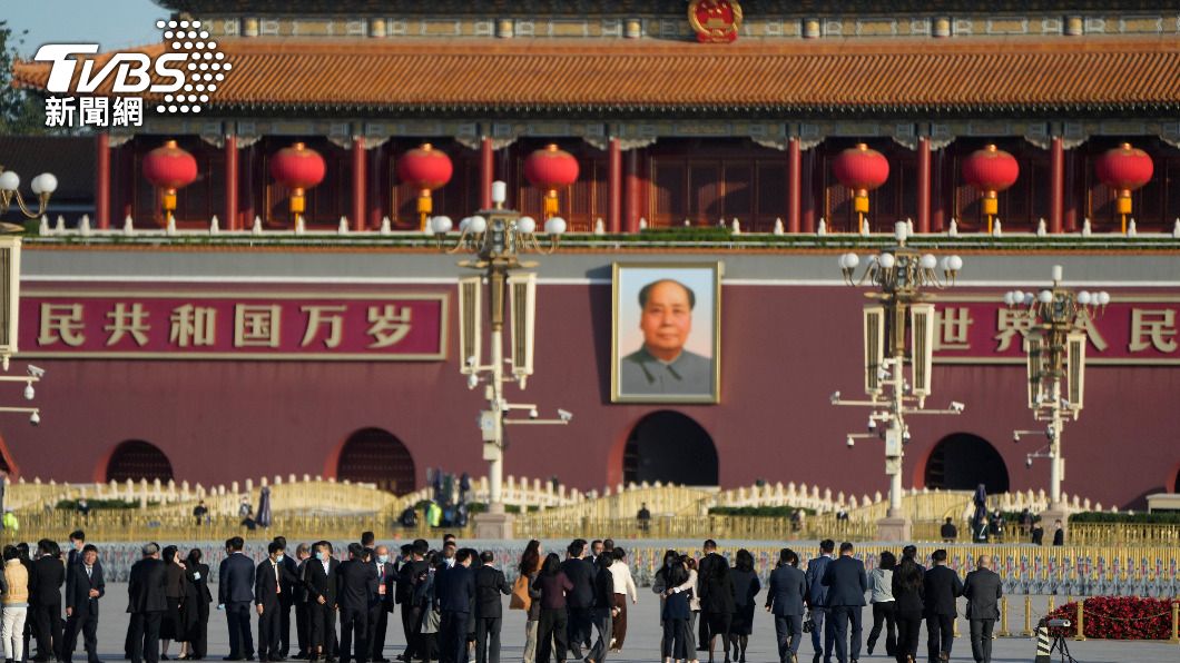過去兩任中共領導人逝世,後續都曾在天安門引發抗爭。(圖/達志影像美聯社)
