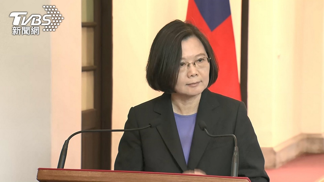 總統蔡英文慰留蘇貞昌。(圖/TVBS)