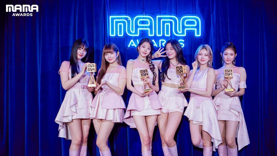 新人女團IVE拿下大獎。（圖／翻攝自MAMA AWARDS推特）