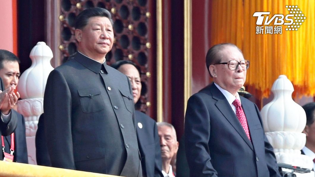 領導在看?江澤民辭世 他轉發梁靜茹「可惜不是你」遭禁言