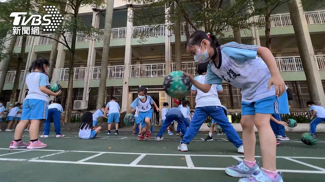 開學在即「校園口罩令」再鬆綁? 潘文忠:近期對外說明