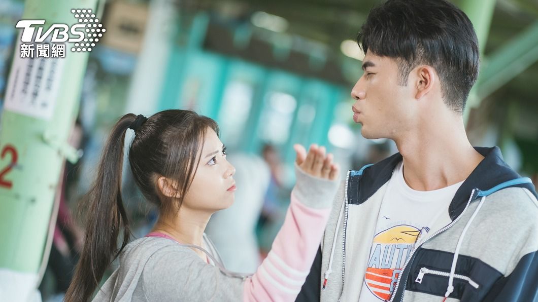 「珍猩CP」王新凱、吳玳慈在劇中愛鬥嘴。（圖／TVBS）