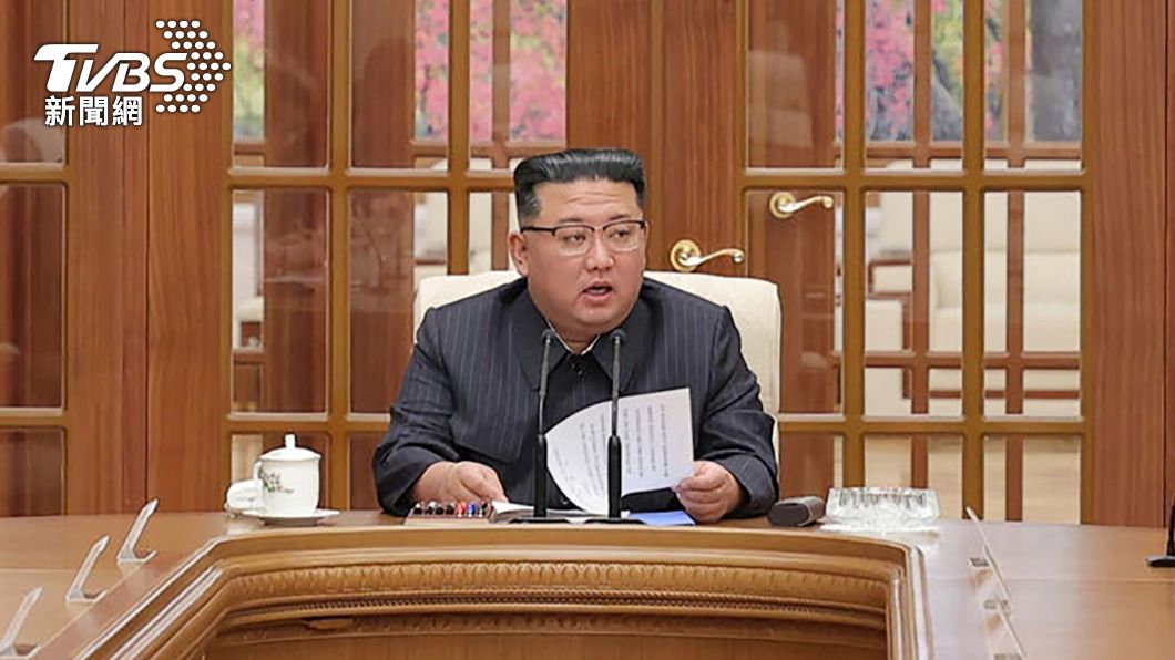 金正恩在11月28日至29日，在首都平壤舉行航空節慶祝活動。（圖／達志影像美聯社）