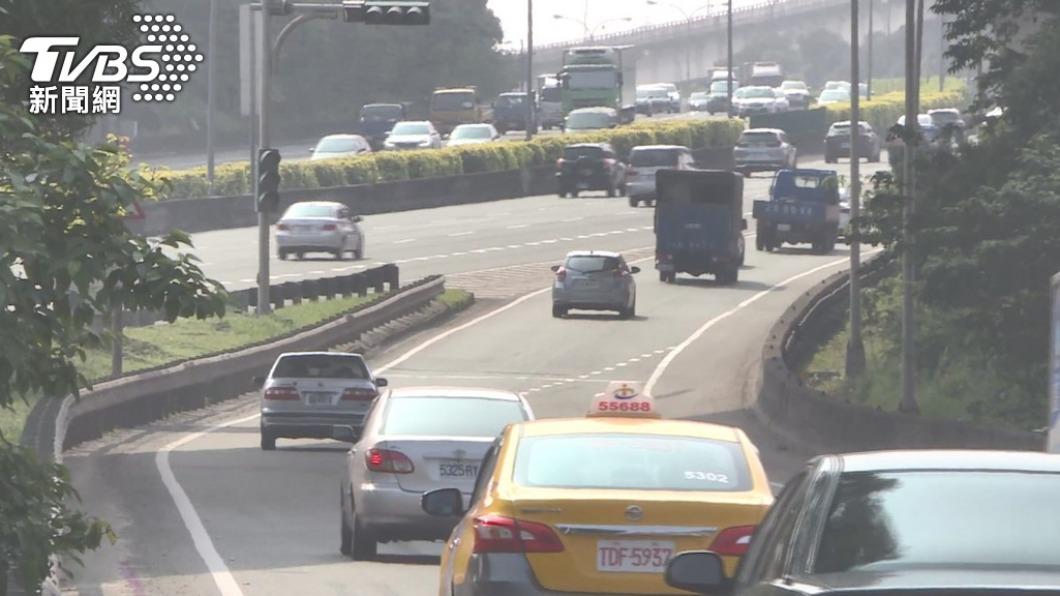 台灣的道路規劃成為網友的討論主題。(圖/TVBS資料畫面)