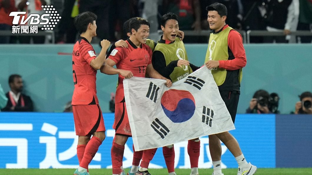 韓國2：1反勝葡萄牙，成功晉級16強。（圖／達志影像美聯社）