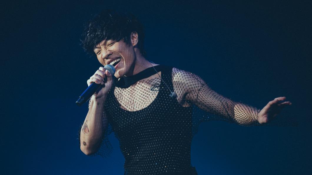 盧廣仲透過歌曲回顧自己出道14年的點點滴滴。(圖/添翼創越工作室提供)