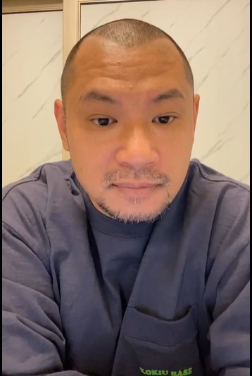 金剛開直播。(圖/翻攝自金剛臉書)