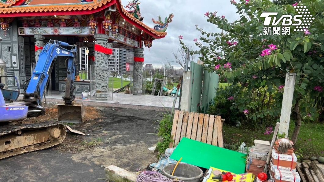 人在做天在看！大膽賊土地公廟偷機具　違停被攔人贓俱獲