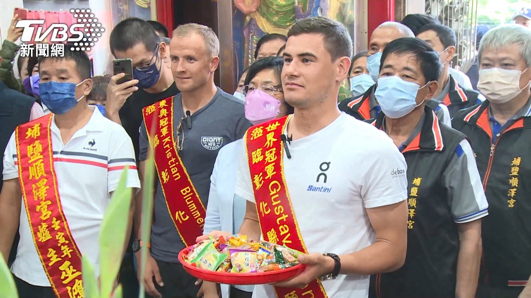 順澤宮「神帽」再發威!三鐵好手伊登師兄奪PTO三冠王