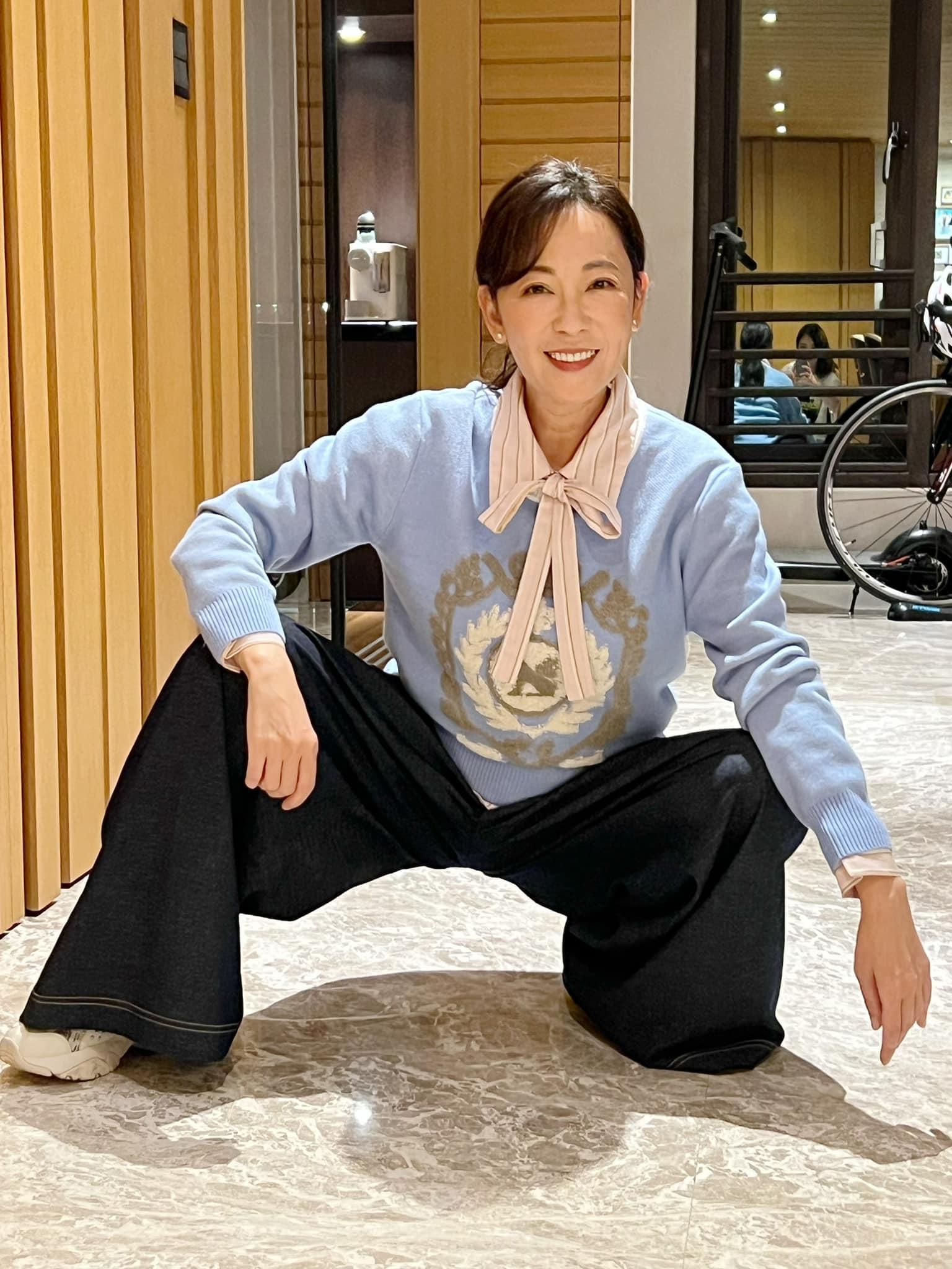 況明潔保養得宜,顏值依然美麗。(圖/翻攝自況明潔臉書)