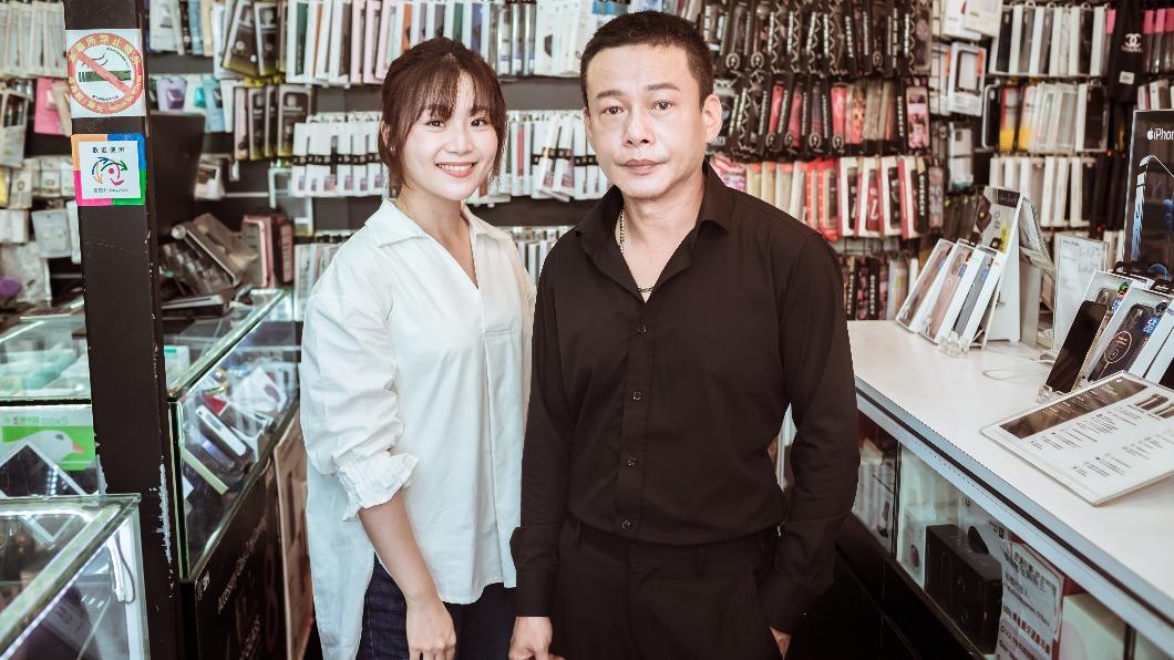 楊小黎(左)第一次跟李康生拍戲,覺得男方頗幽默。(圖/禾力文創提供)