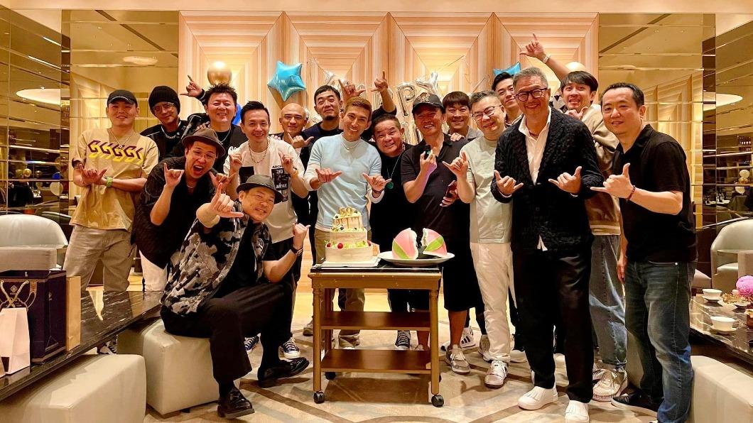 潘若迪60歲大壽!慶生派對「綜藝天王大咖」全到場超震撼