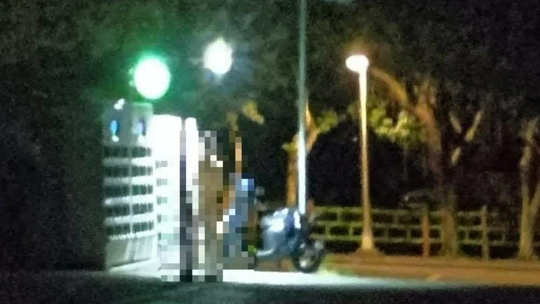 嚇死人!中和公園深夜驚見暴露狂? 男:拍藝術照紀念