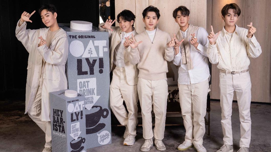 AcQUA源少年即將唱兩場跨年。(圖/OATLY提供)