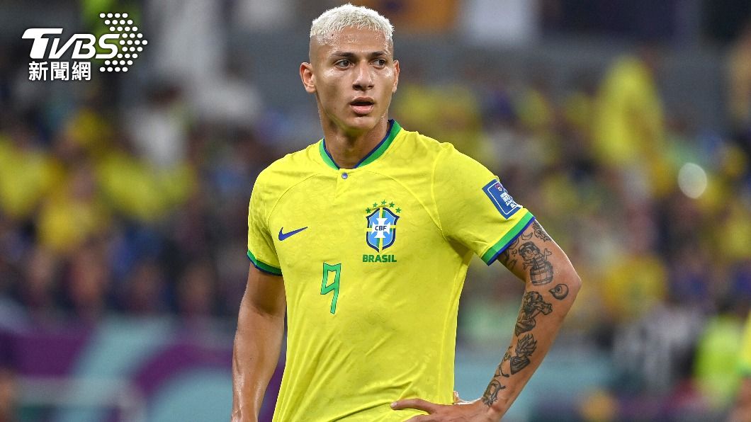 理查利森(Richarlison de Andrade)以側掛金鉤驚豔全球。(圖/達志影像美聯社)