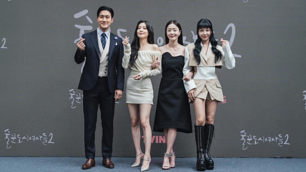 左起崔始源、李先彬、韓善伙、鄭恩地。(圖/friDay提供)