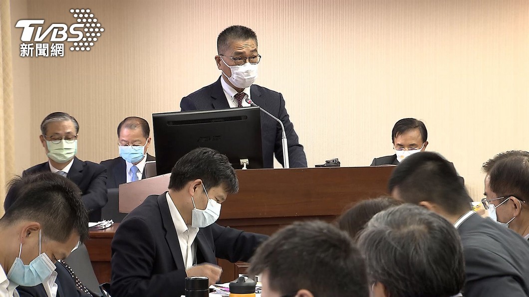 內政部長徐國勇因身體因素請辭。（圖／TVBS）