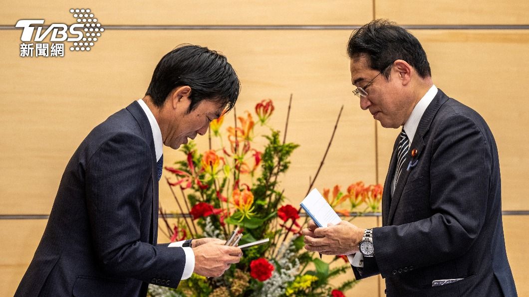 世界盃/日本總教練的「死亡筆記本」 日首相岸田簽名了
