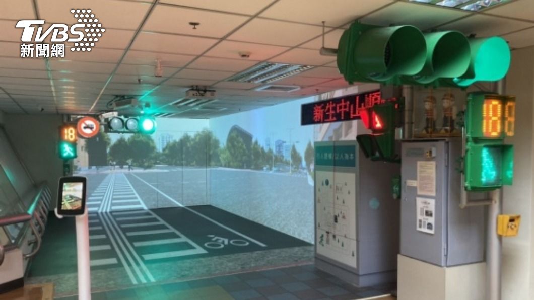 北市交通資訊中心設展 體驗開公車寓教於樂