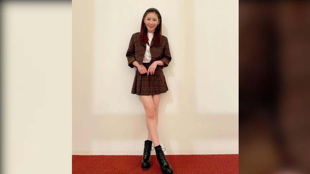 西野未姬在IG分享自己減重成功後，身穿迷你裙的照片。（圖／翻攝自西野未姬IG）