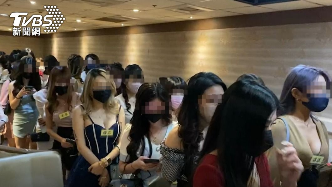 台南大掃蕩！酒店爆乳、長白腿妹排排站　酒駕、毒蟲藏嘸路