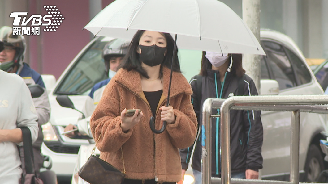 又有冷氣團逼近!明2地急轉雨「連4天溼答答」 再凍13度