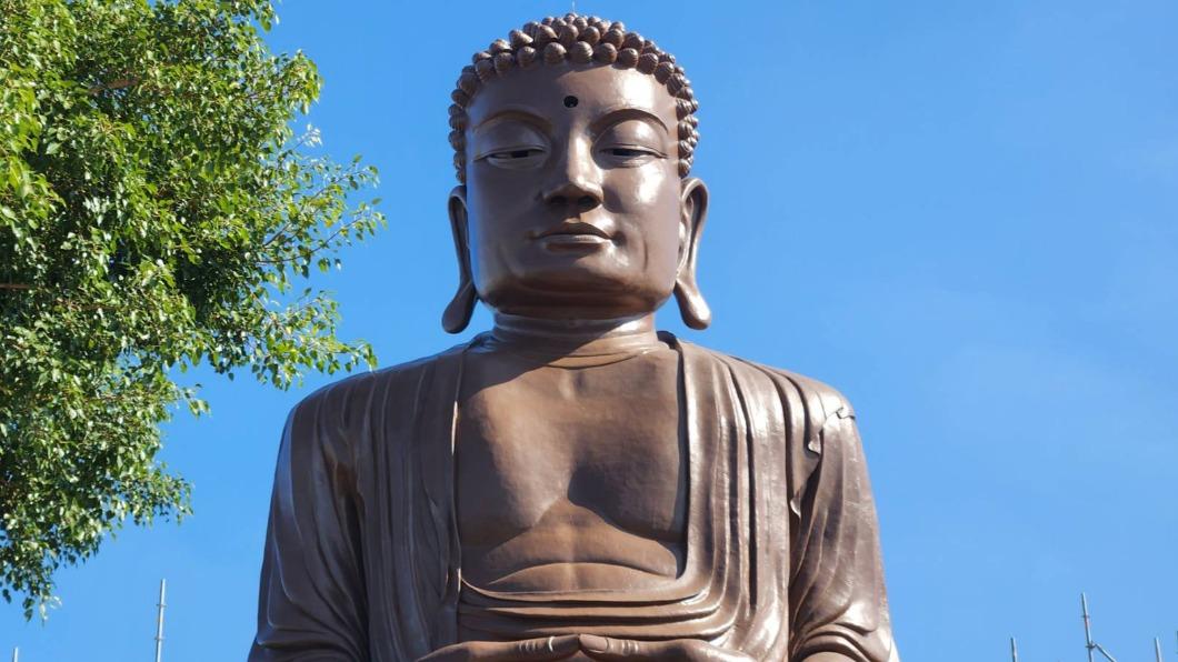 大佛魔咒是分手？男爌肉飯評論連載淒涼愛情故事　網：心疼祂背鍋