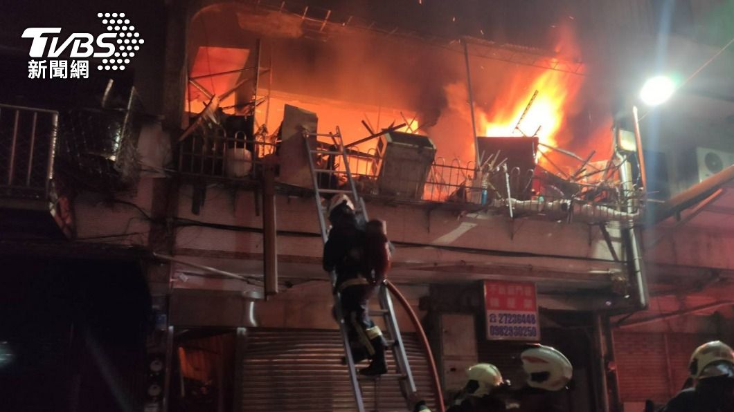 汐止民宅瓦斯氣爆害2消防員傷 點火男住戶葬身火窟