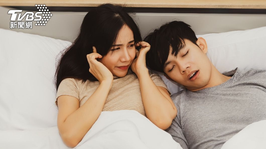 世界睡眠日!醫曝睡眠隱形健康殺手 枕邊人有這類症狀注意了