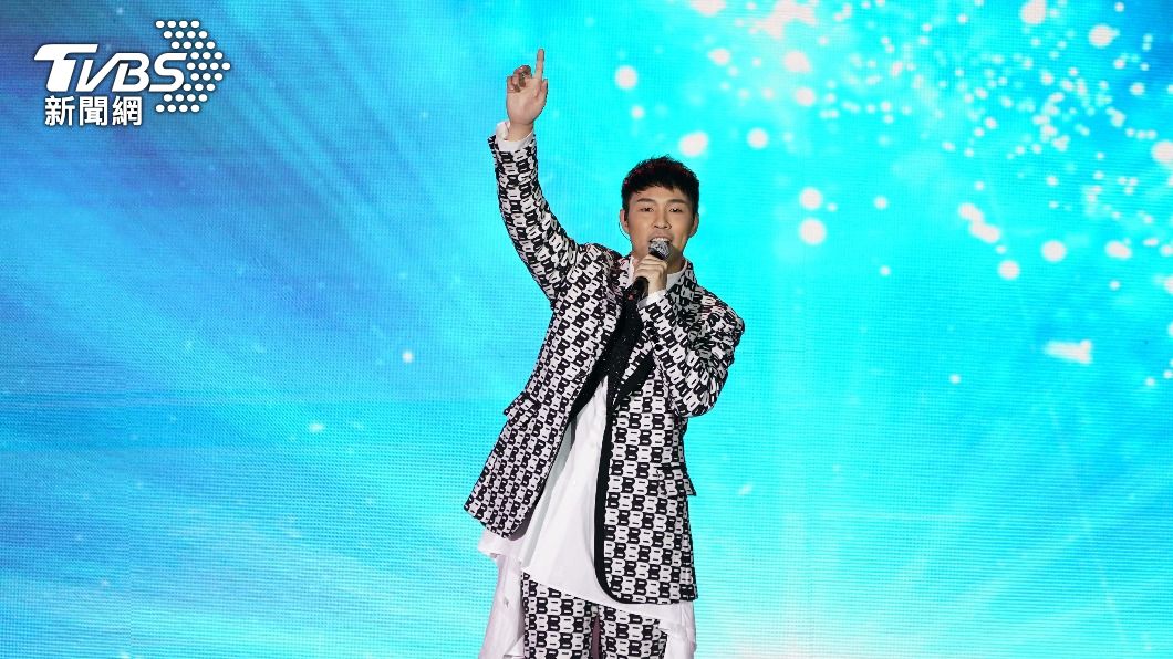 陳威全首度站上新北耶誕城舞台，讓他感動不已。（圖／TVBS）