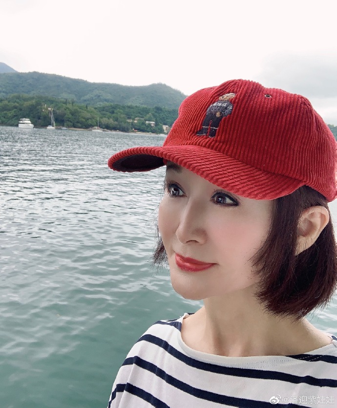 潘迎紫以《神雕俠侶》、《一代女皇武則天》等劇在80年代走紅。（圖／翻攝潘迎紫微博）
