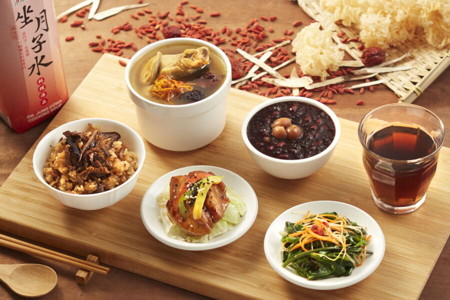 波蘭太太妙雅表示月子餐美味且分階段食補，並大推紅豆湯。（圖／廣和月子餐提供）