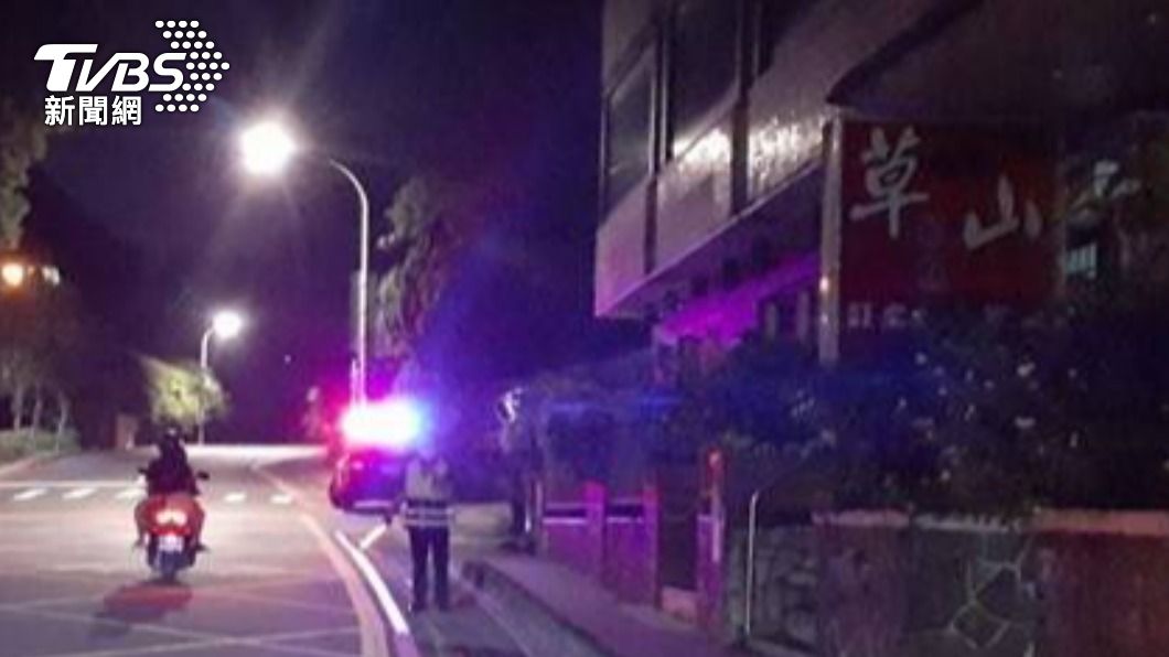 台北市警察局今晚將出動機動警力，慎防觀星車潮湧入陽明山。（圖／TVBS）