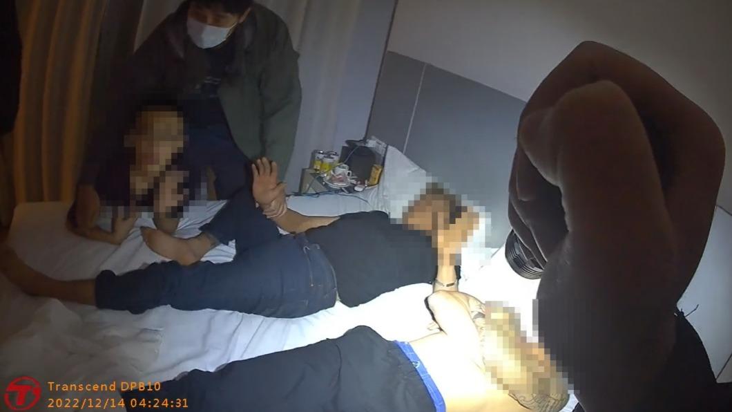 即刻救援！中和警再破詐團私刑拘禁　半夜攻堅旅館逮4嫌