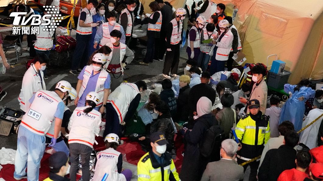 梨泰院踩踏意外造成百人死傷。(圖/達志影像美聯社)