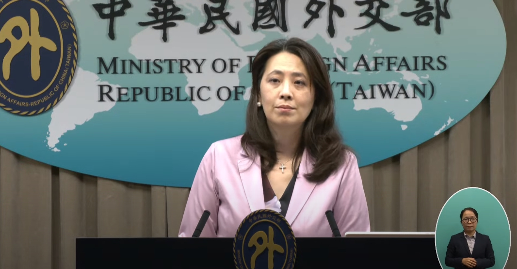 申換護照等4小時! 外交部籲若非急需暫緩辦理 真需要「免排隊撇步」看這裡
