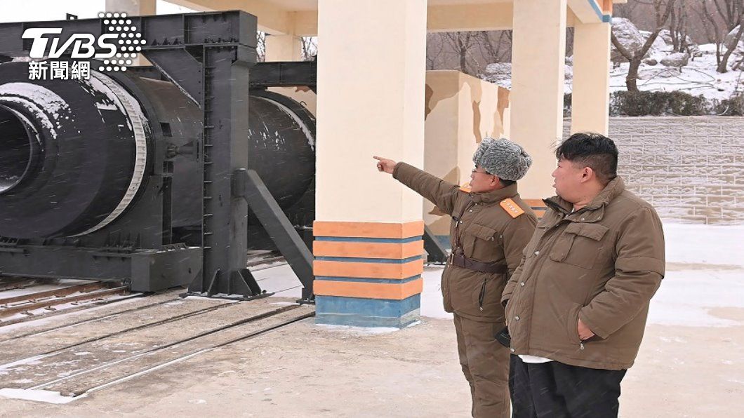 北韓稱成功測試固態火箭發動機 金正恩親視察
