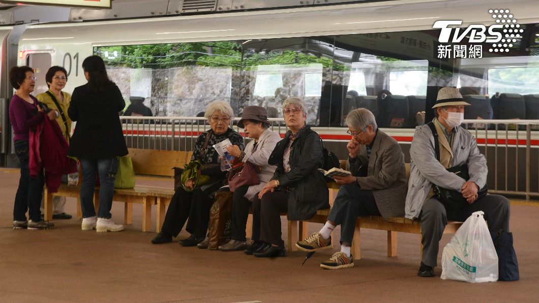 日本是全球第一個進入超高齡社會的國家。(示意圖,非當事人/shutterstock達志影像)