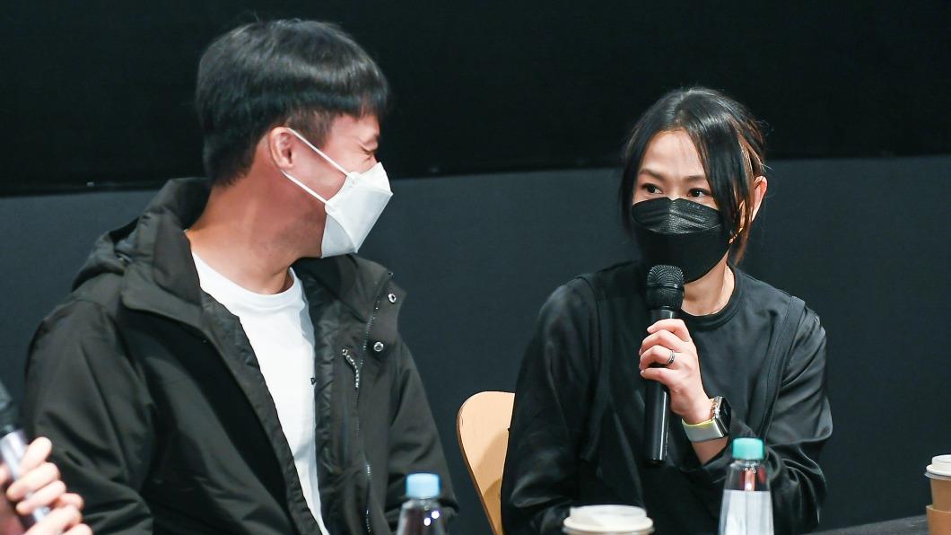 導演姚國禎與女主角劉若英17日下午出席《家家》映後座談,暢聊合作過程。(圖/甲上提供)