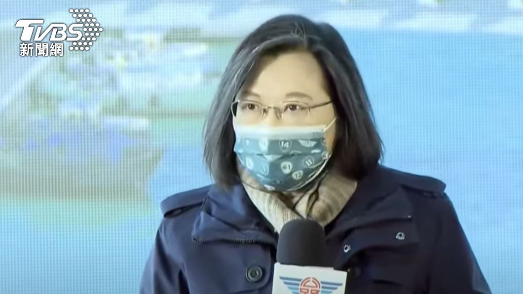 總統蔡英文今天再與蘇貞昌同台,出席南方澳跨港大橋重建工程通車祈福典禮。(圖/TVBS)