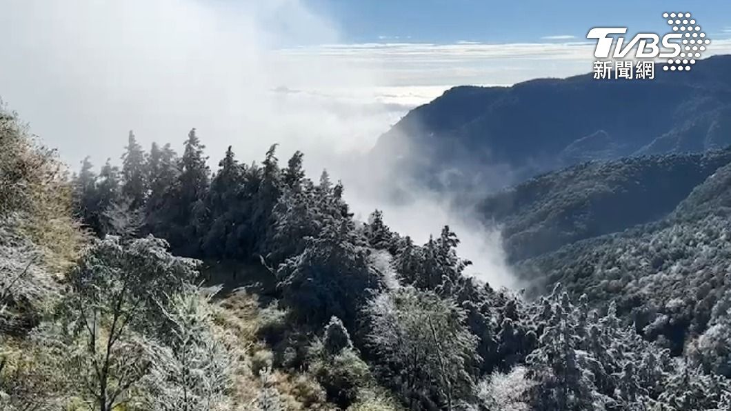 太平山等高山很接近降雪的臨界條件。（圖／TVBS資料畫面）